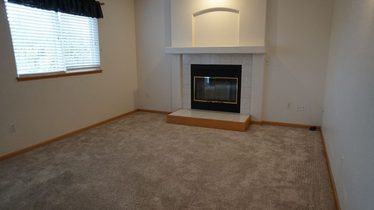 324 Saturn Dr - Photo 7 of 20