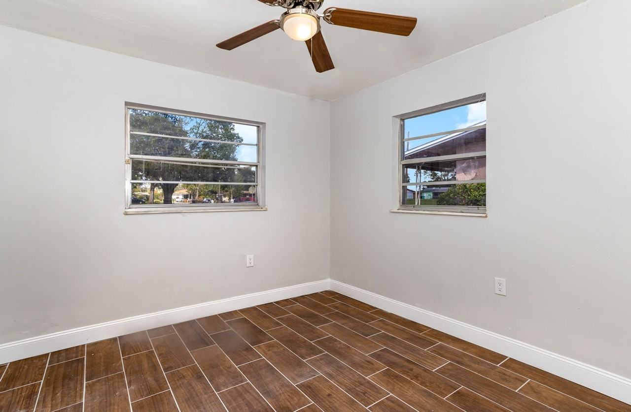 4610 Barley St - Photo 6 of 21