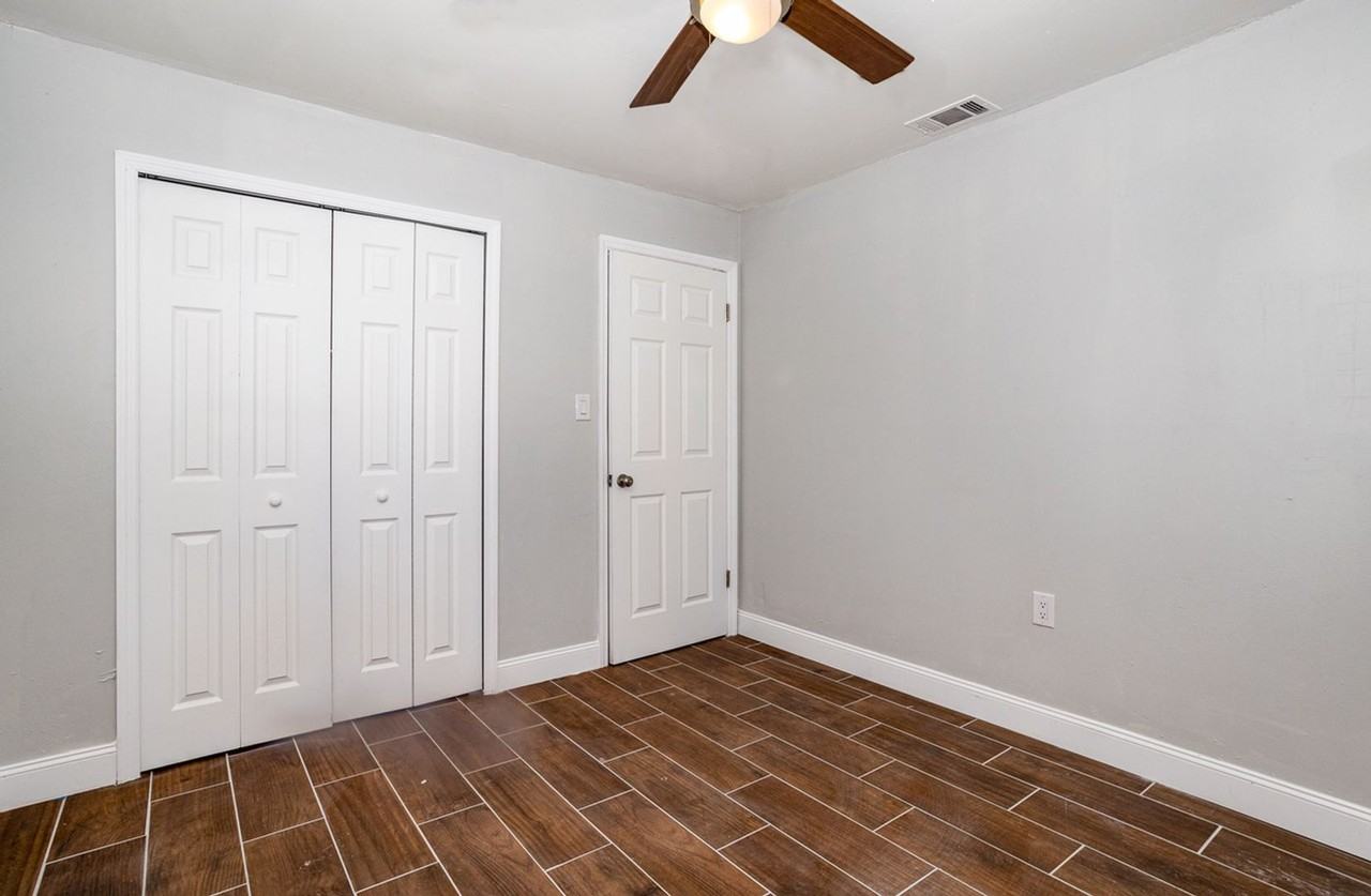 4610 Barley St - Photo 7 of 21