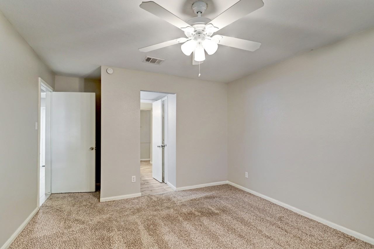 2403 Tinechester Dr #1 - Photo 6 of 10