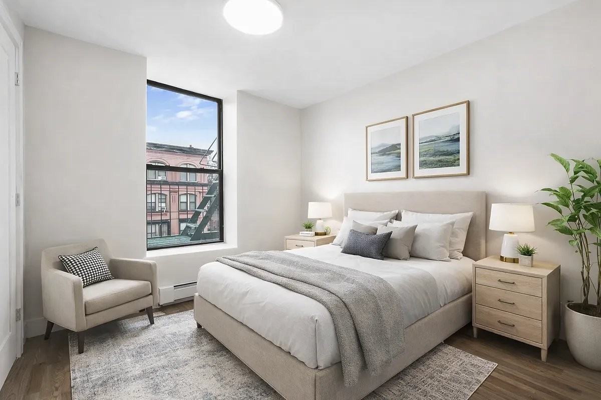 492 11th St #3B - Photo 3 of 5