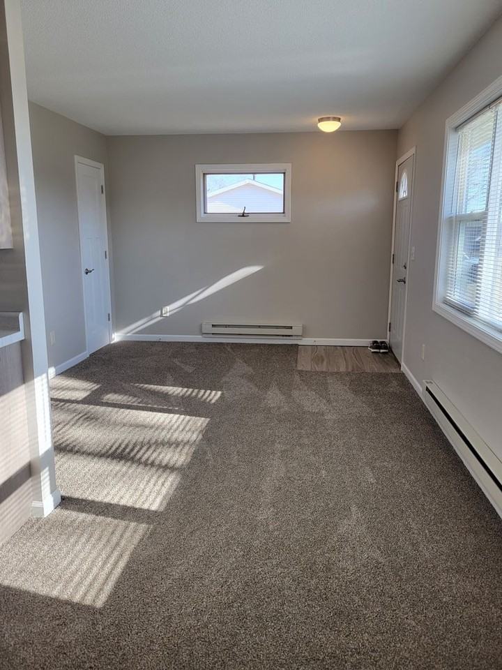 N8275 965th St - Photo 7 of 19