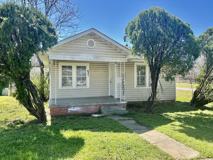 631 W 19th St #1 - Photo 1 of 1