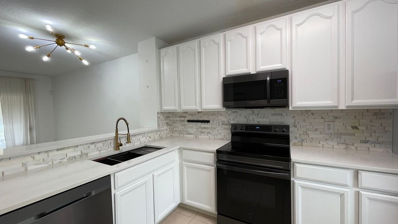 249 249 Weymouth Dr-DNM #DNM - Photo 6 of 26