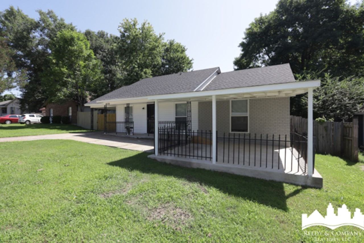 4278 Mikewood Cv - Photo 2 of 17