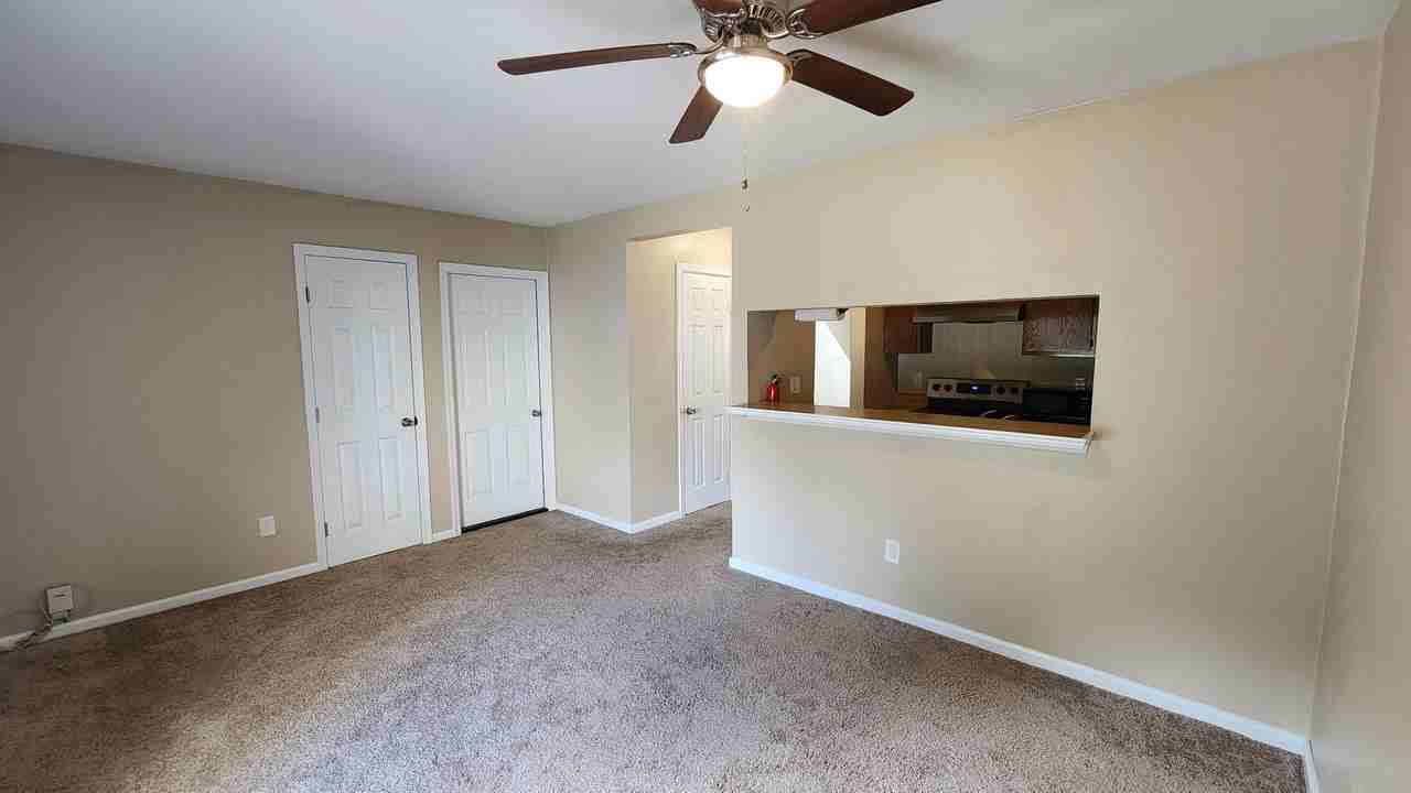 1520 Oak Knoll Ln - Photo 7 of 27