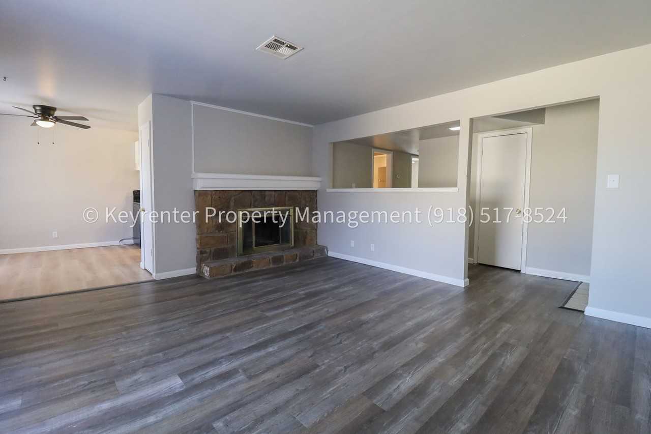 6717 S Richmond Ave #541 - Photo 5 of 25