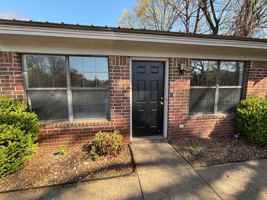 featured image of 112 W 15th St