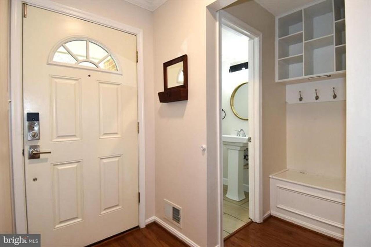 5920 Langton Dr - Photo 2 of 36