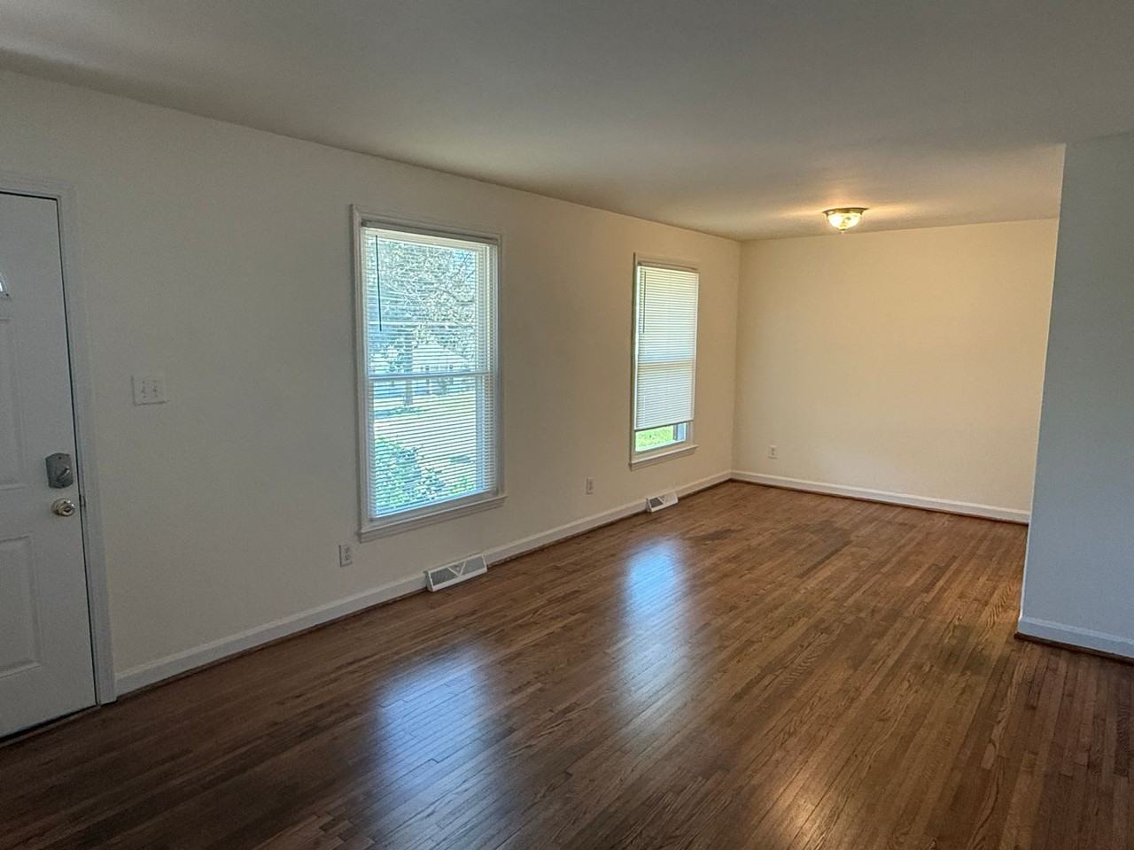 4629 Cinderella Rd - Photo 3 of 9