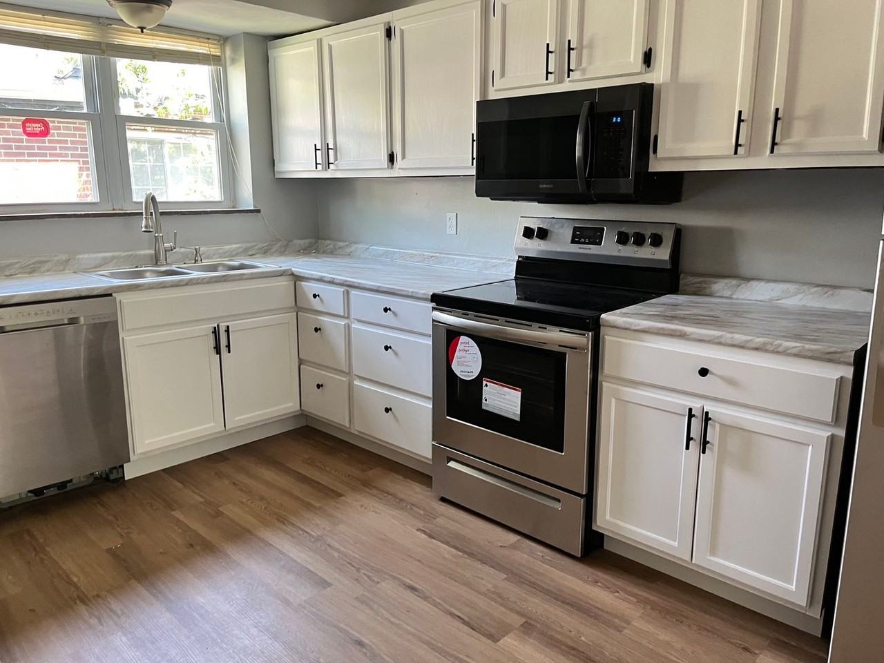 1131 Wilmont Ct - Photo 5 of 14