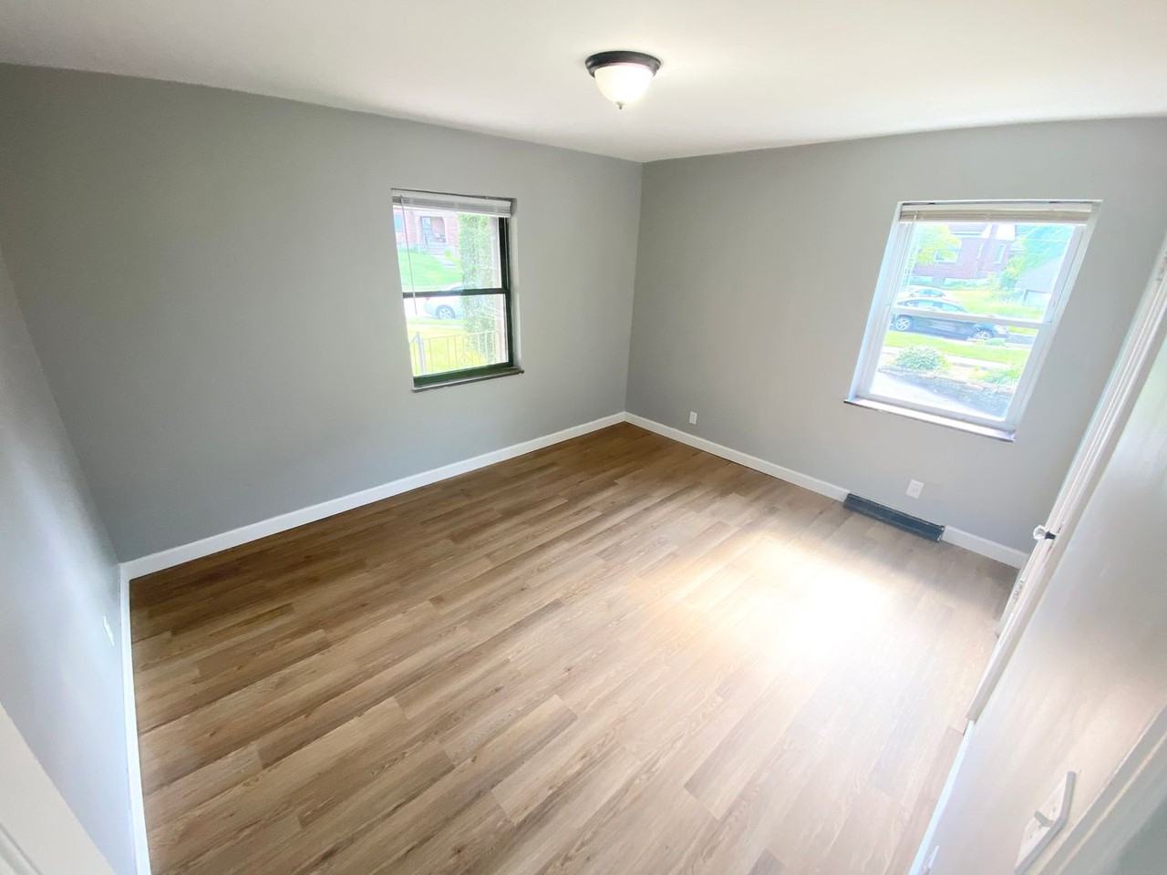 1131 Wilmont Ct - Photo 6 of 14