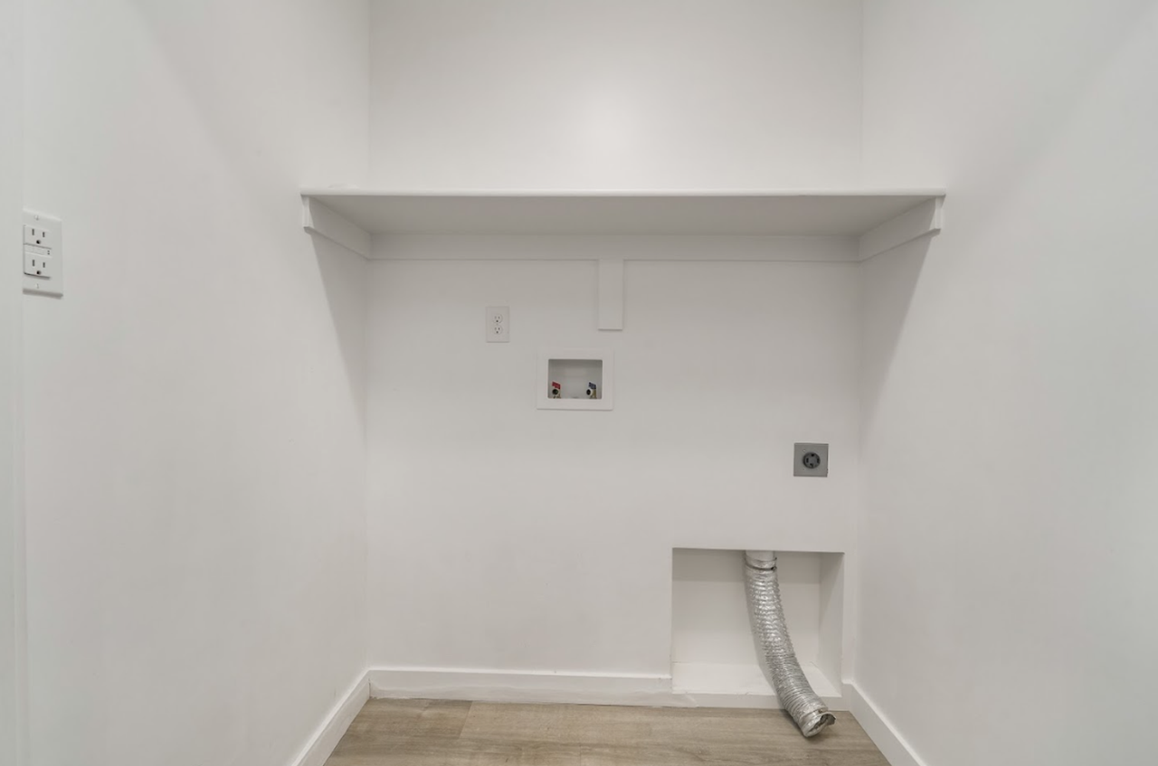 799 N 3860 W - Photo 3 of 19