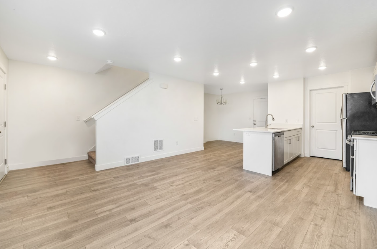 799 N 3860 W - Photo 3 of 15