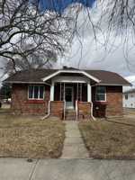 featured image of 1112 E 6th Ave