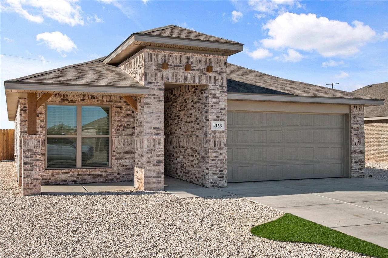 2156 Langford Ave - Photo 2 of 29