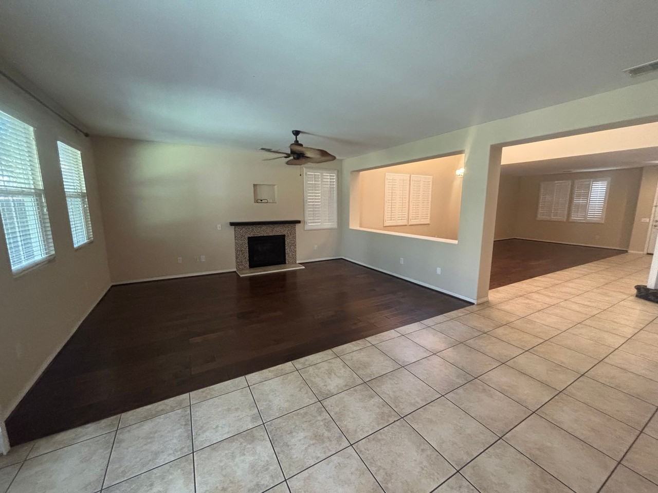 26525 Craftsmen Ct - Photo 4 of 33