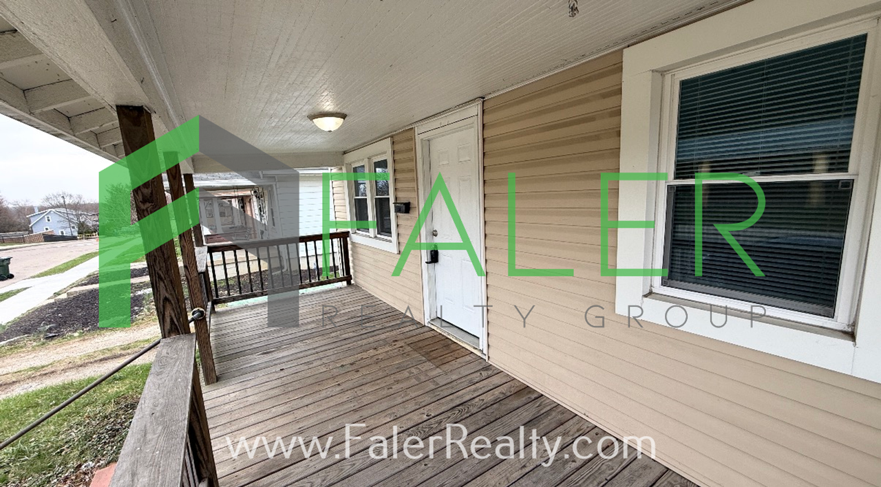 1908 Gondert Ave - Photo 3 of 20