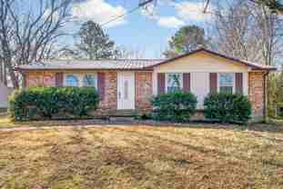 512 Yvonne Dr - Photo 1 of 1