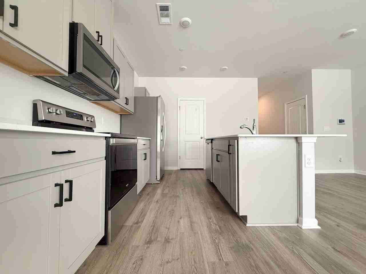 169 Dale Mires Ln - Photo 4 of 49