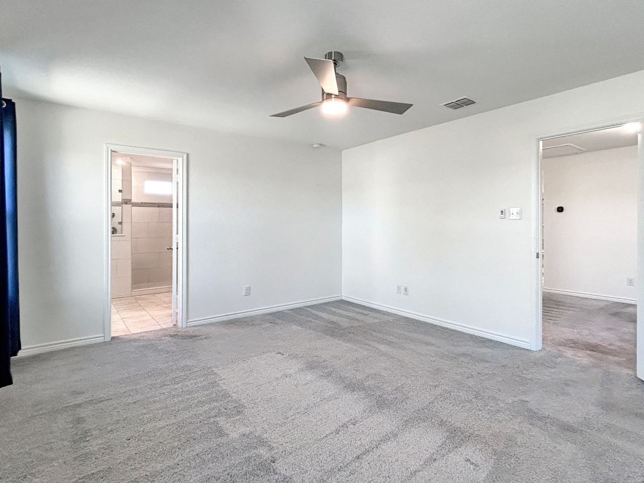 14718 Megan Lee - Photo 6 of 30