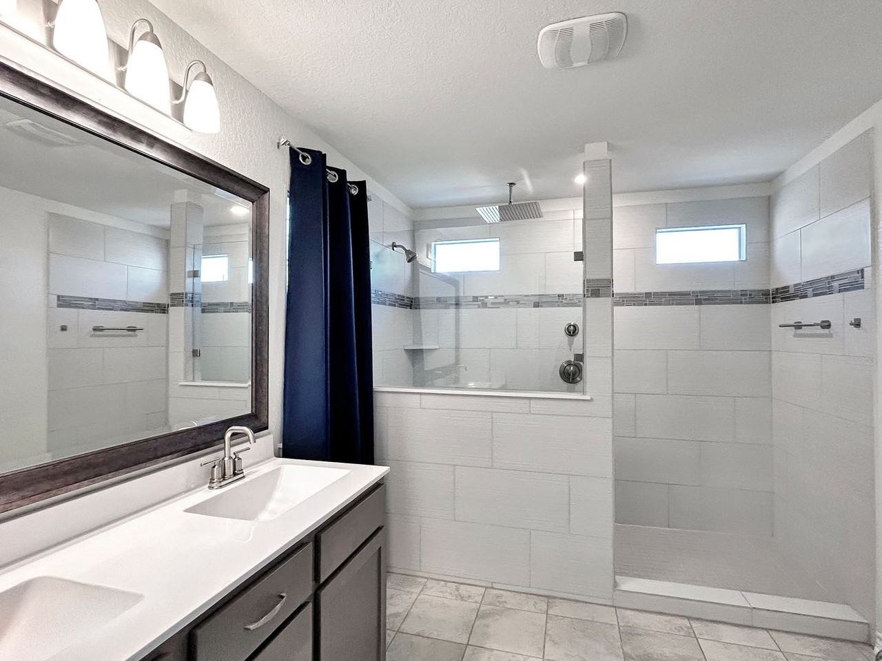 14718 Megan Lee - Photo 7 of 30