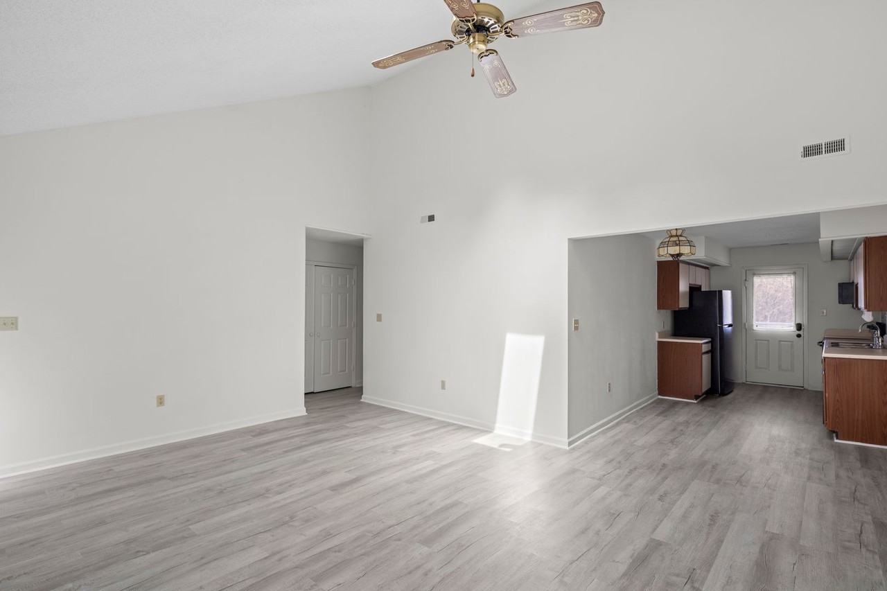 410 Sweeten Way - Photo 6 of 18