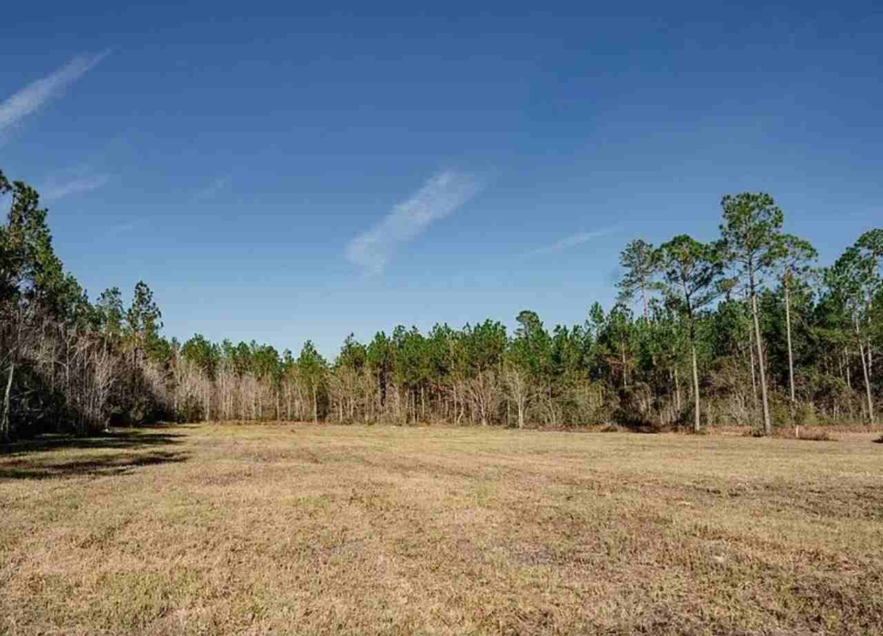 321 Mae Ln - Photo 5 of 11