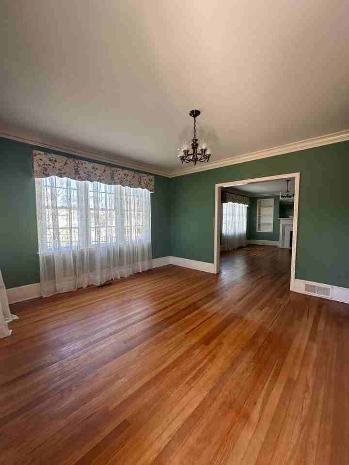 327 W Church St - Photo 2 of 27