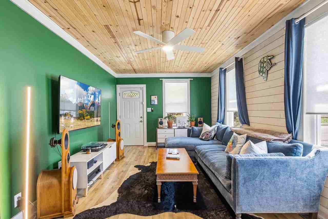 9401 Chesapeake St - Photo 6 of 31