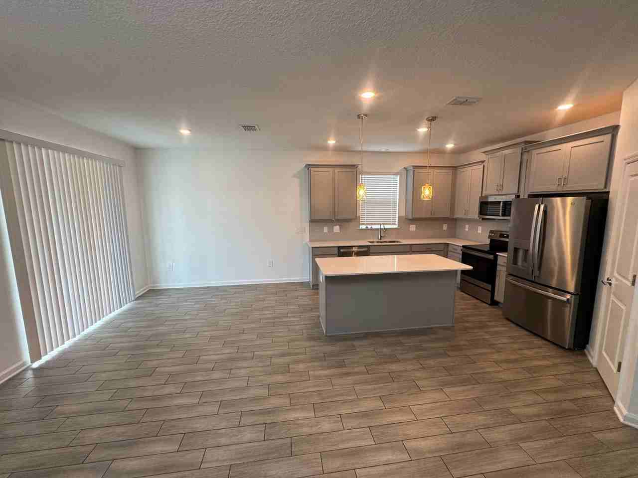 2715 Slash Way - Photo 6 of 50