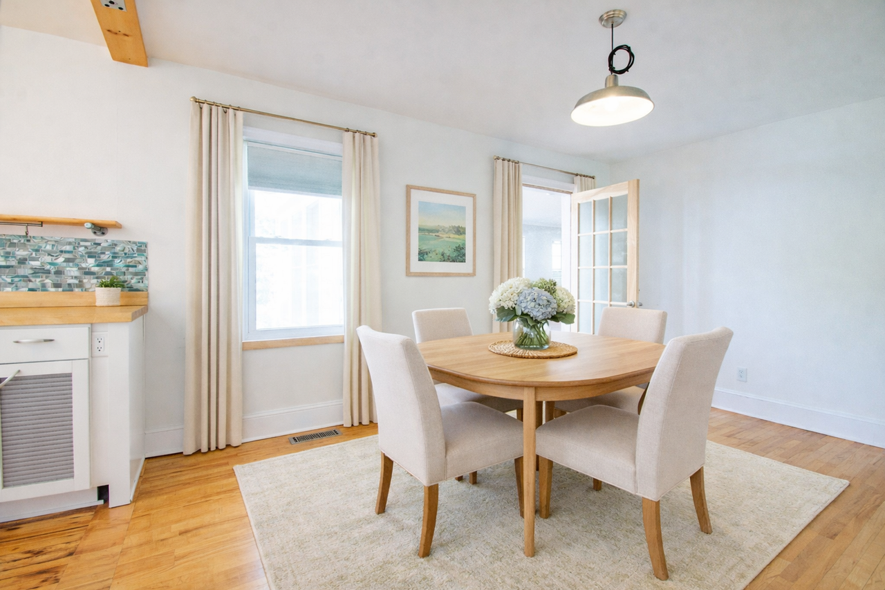 126 Ellington St - Photo 5 of 29