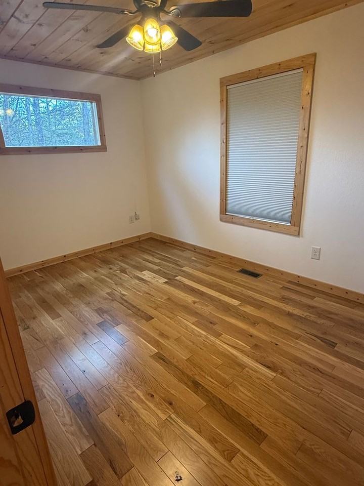 1135 Sandy Gap Rd - Photo 6 of 20