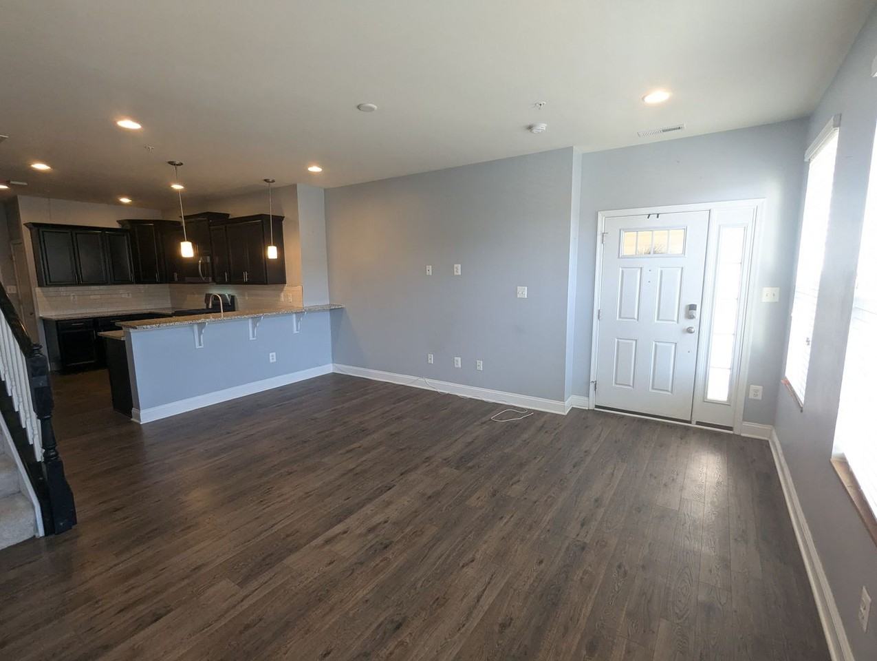 7108 Proclamation Pl - Photo 6 of 39