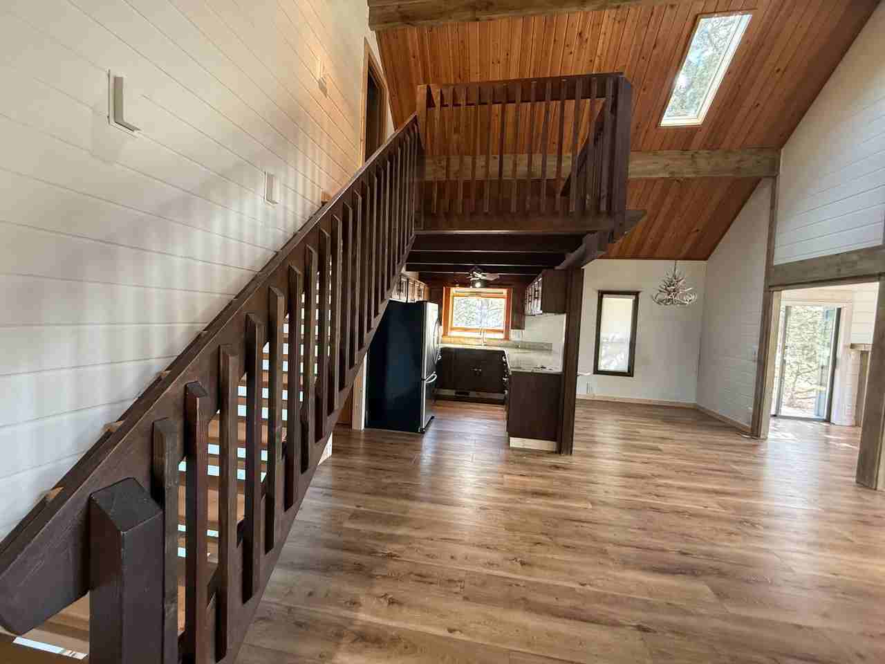 21683 Paloma Dr - Photo 5 of 41