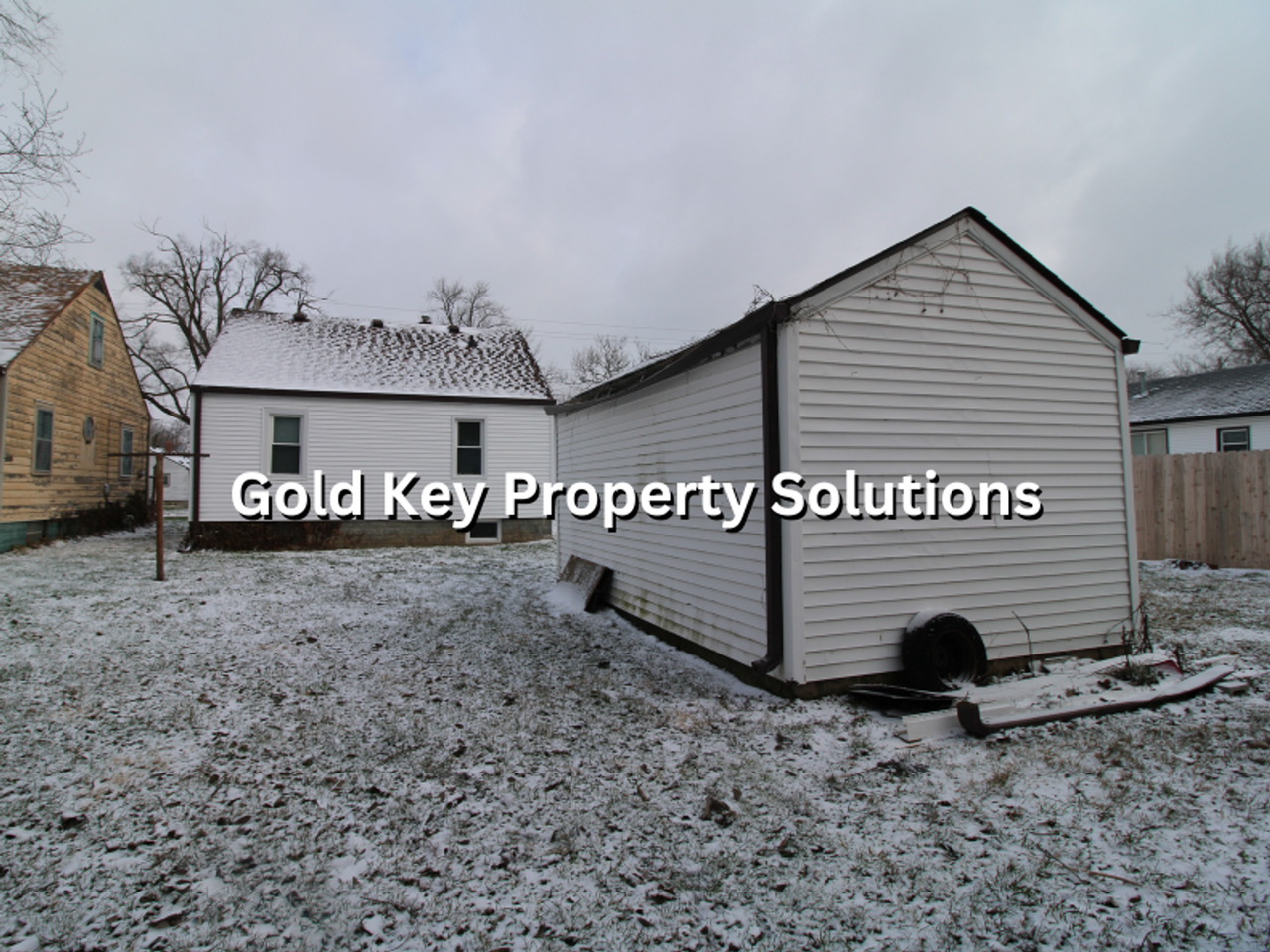 711 W 24th St - Photo 5 of 16