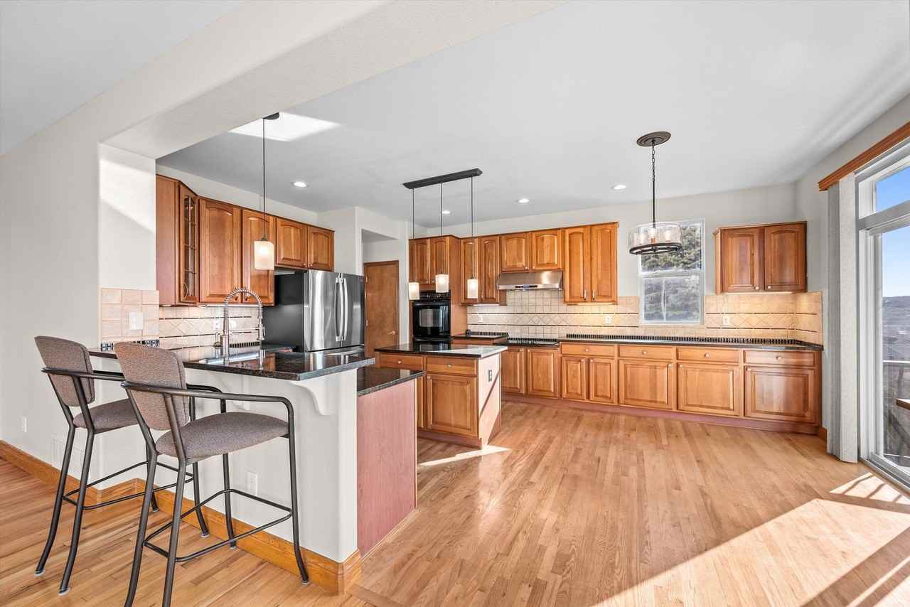 1820 Sapling Ct - Photo 6 of 22