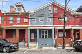 224 10th St - Photo 1 of 1