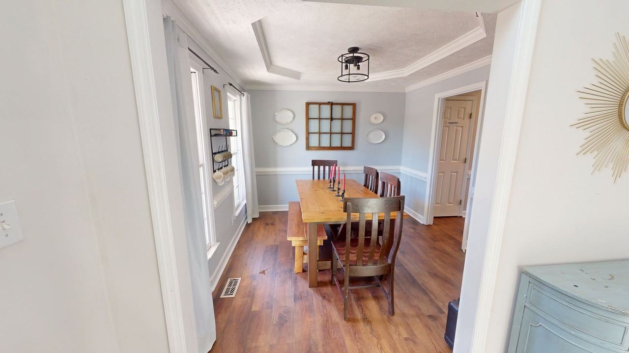 338 Lionshead Rd - Photo 6 of 37