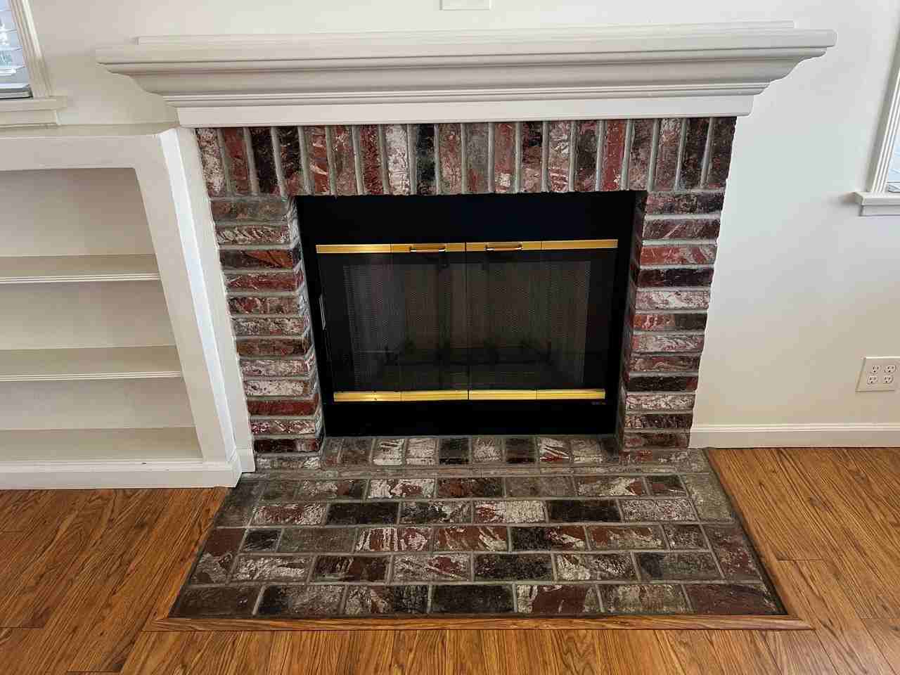 5801 Rockne Ave - Photo 7 of 29