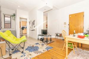 featured image of 18 Glenville Ave