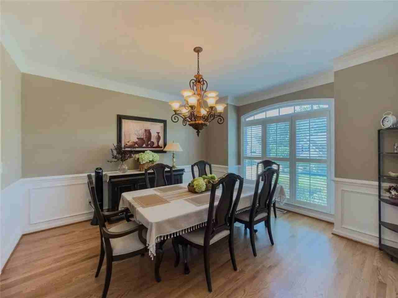 1739 Praters Pt - Photo 3 of 30