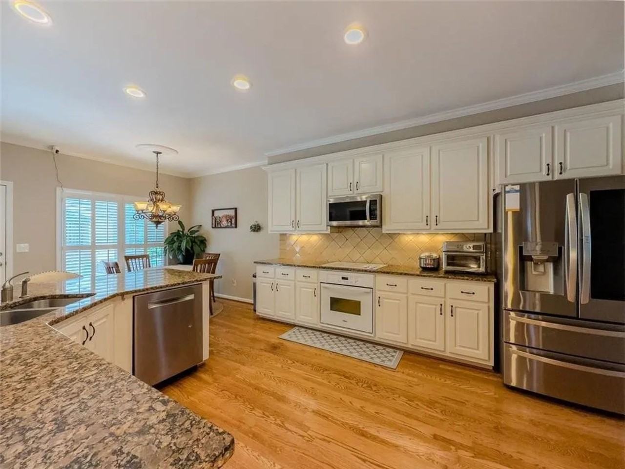 1739 Praters Pt - Photo 4 of 30