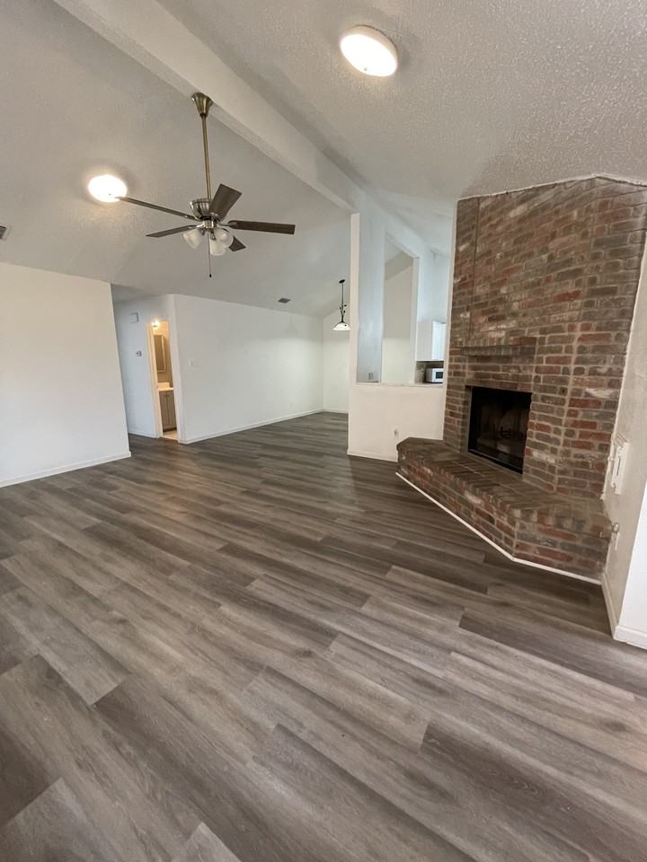 2730 Mud Lake Dr #1 - Photo 6 of 29