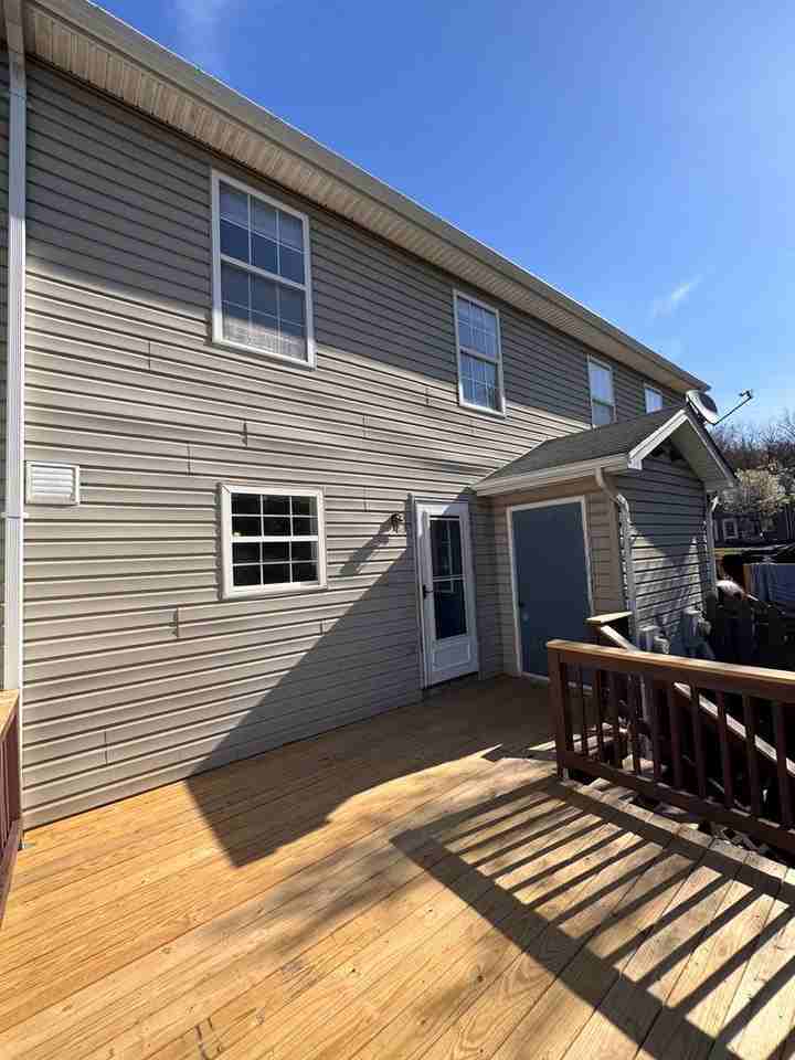 2386 Breckenridge Ct - Photo 2 of 12