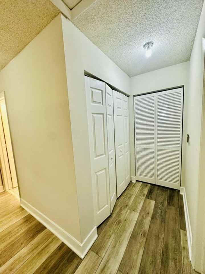 451 Cypress Way W - Photo 7 of 10