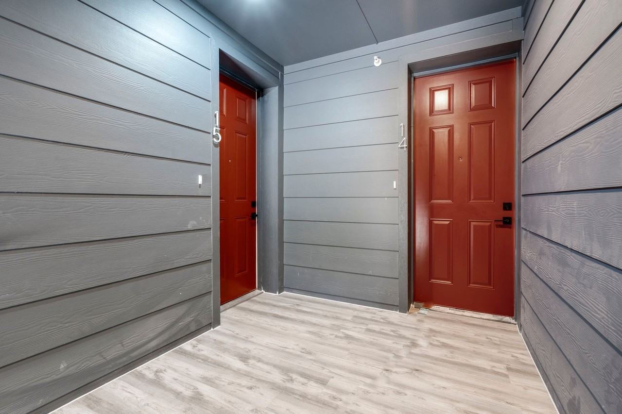 948 Corinth Street Rd - Photo 4 of 50