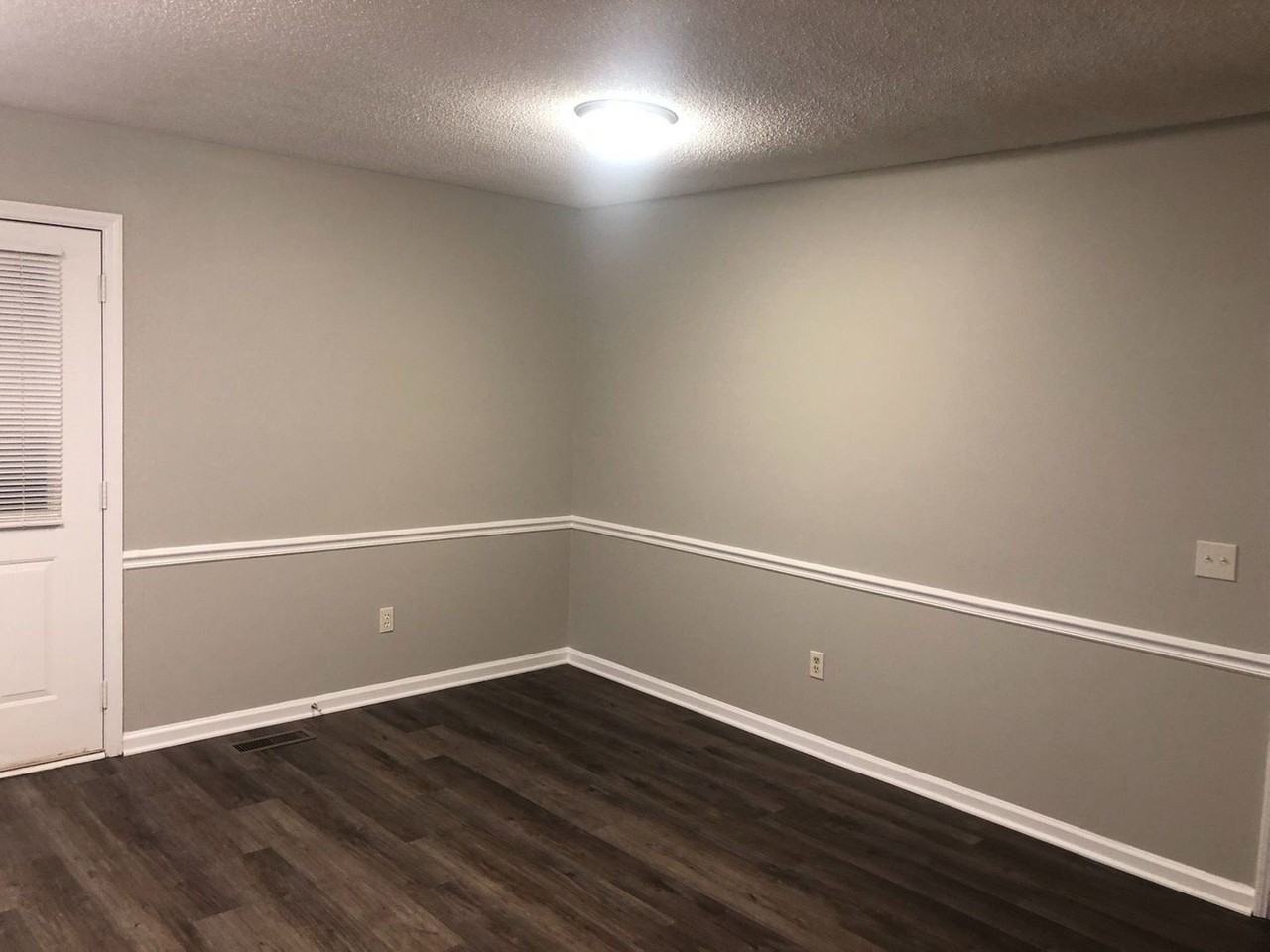 1107 Cason Ln - Photo 4 of 9