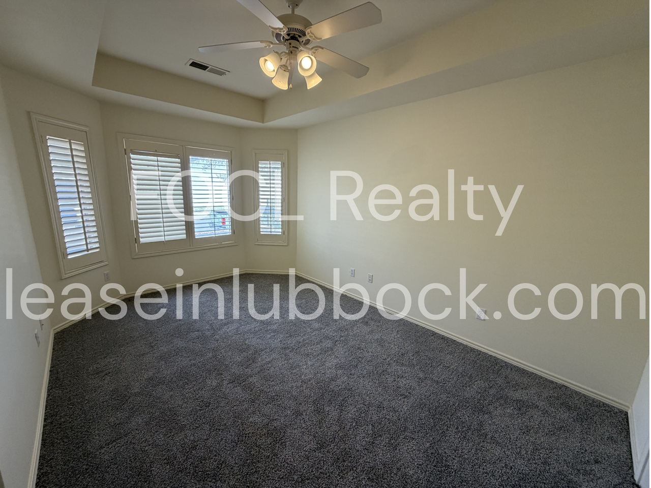 3221 63rd St - Photo 4 of 19