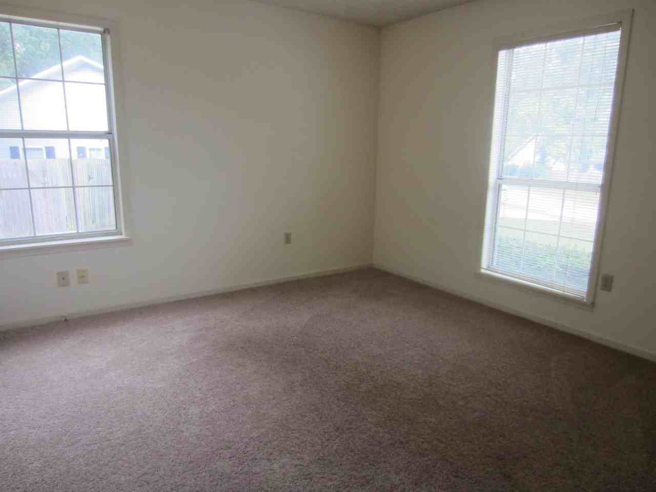 2859 Fawnwood Cir - Photo 6 of 7